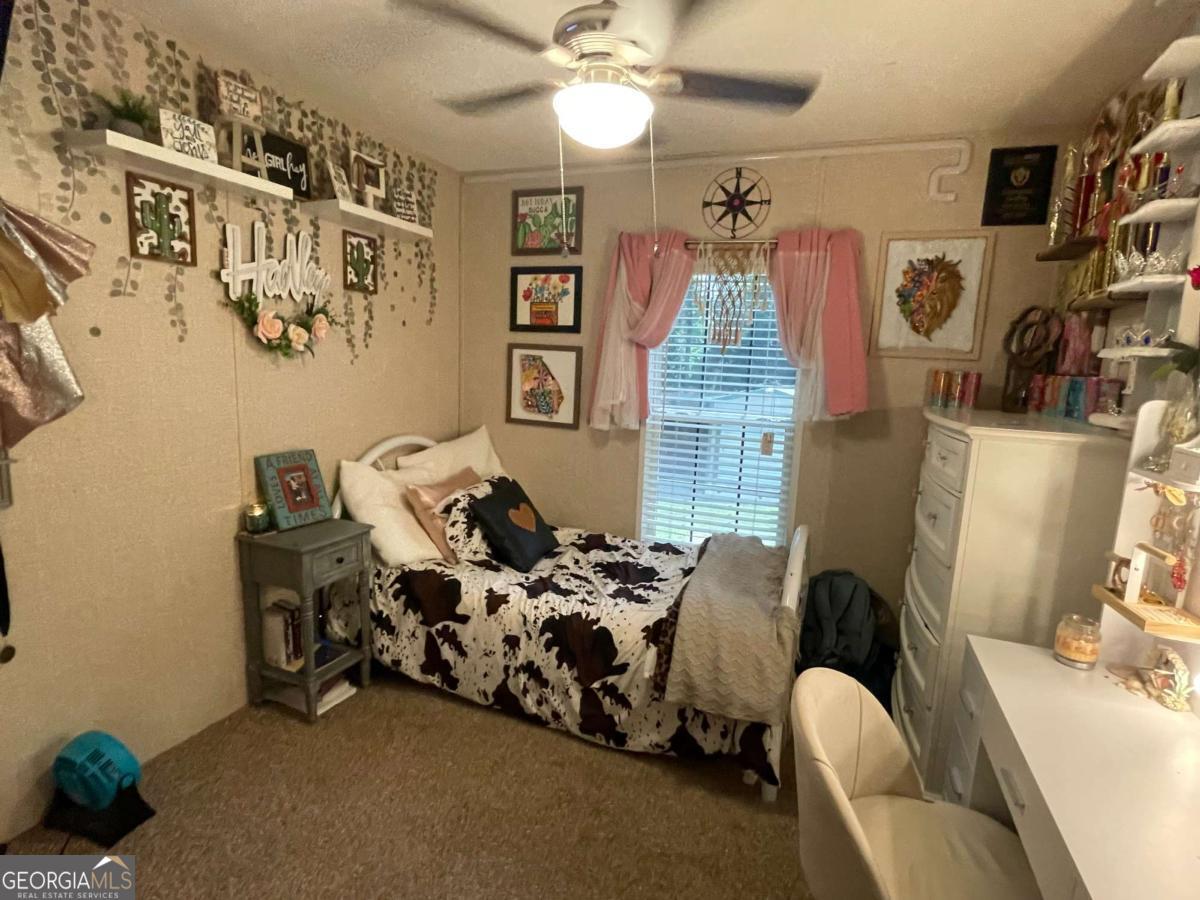 601 Auburn Road Glennville GA 30427
