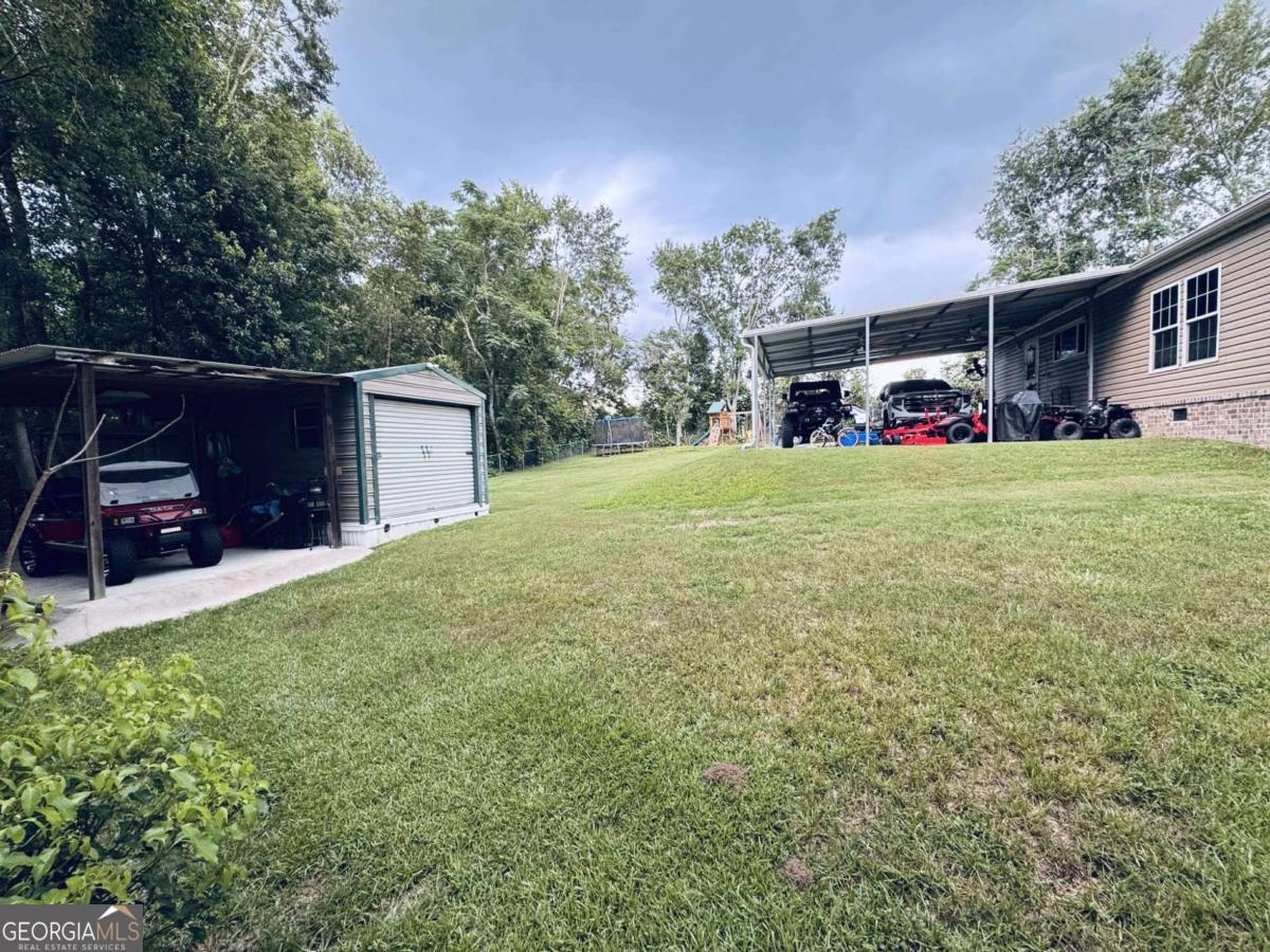 601 Auburn Road Glennville GA 30427