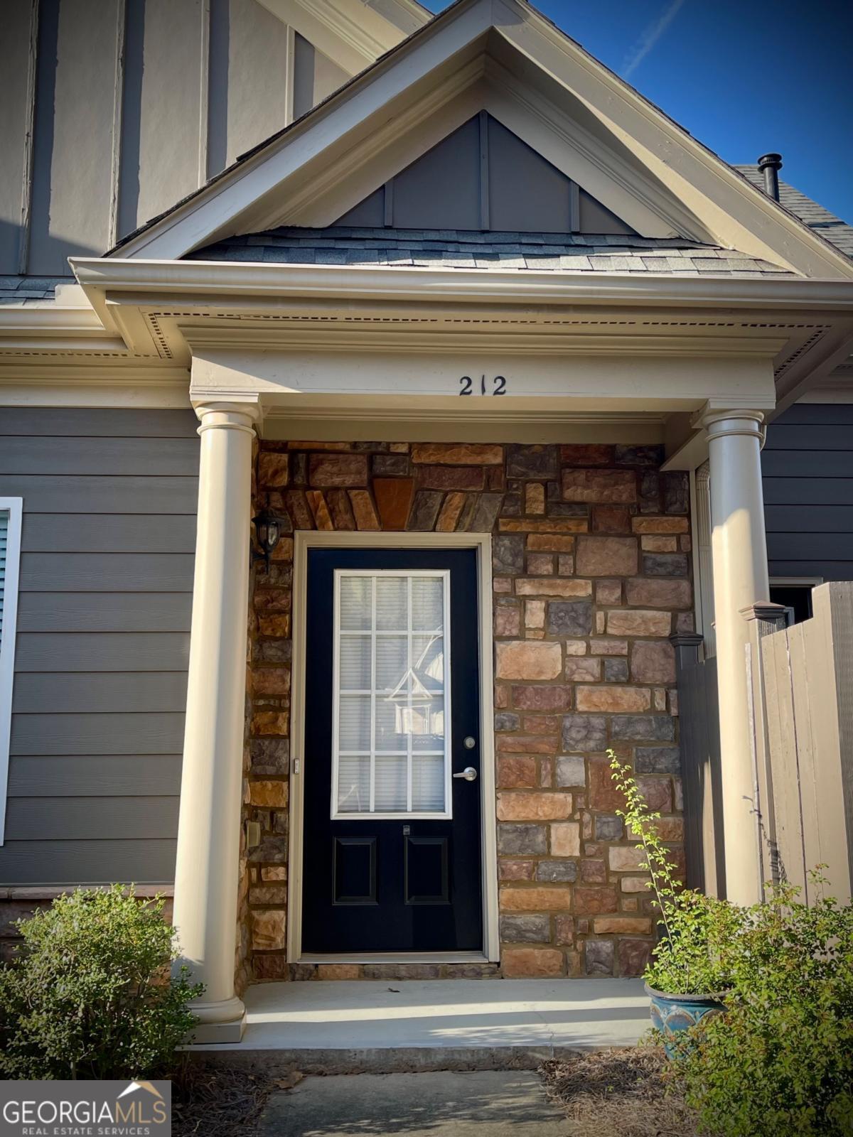 212 Glens Loop Woodstock GA 30188