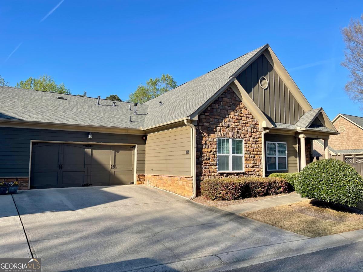 212 Glens Loop Woodstock GA 30188