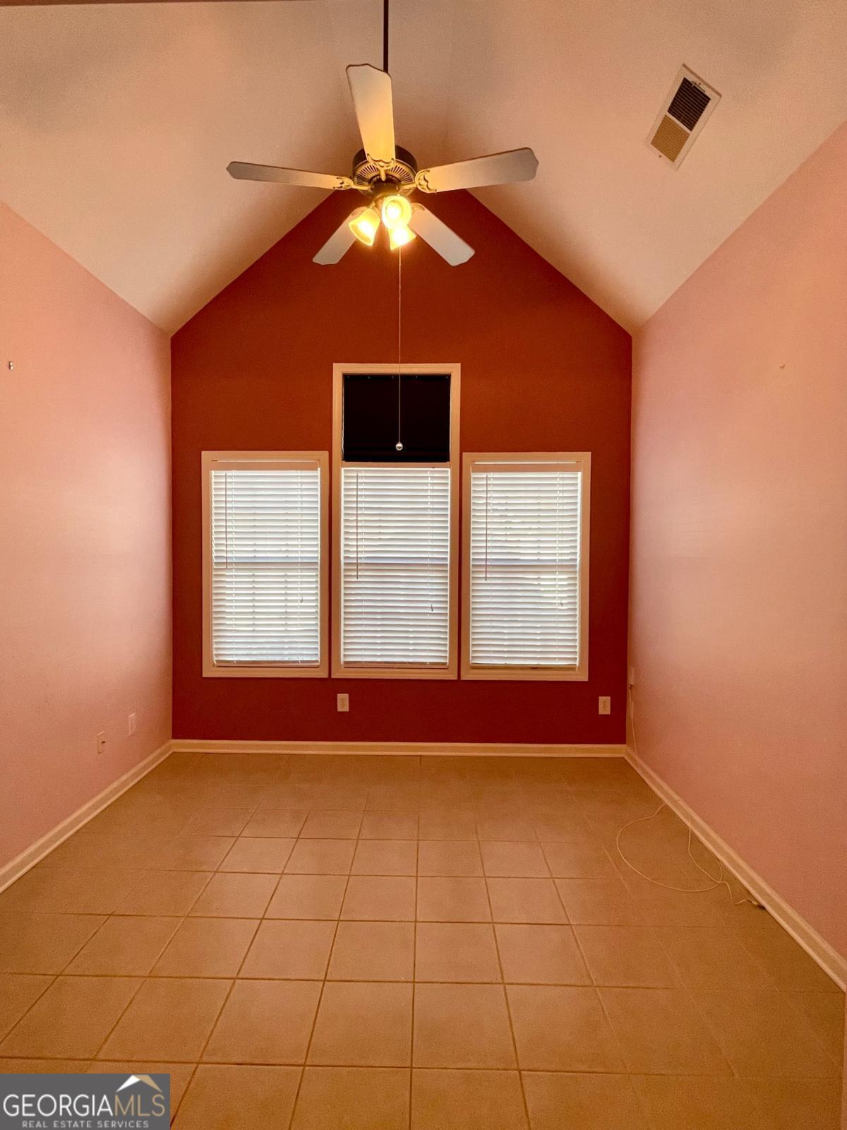 212 Glens Loop Woodstock GA 30188