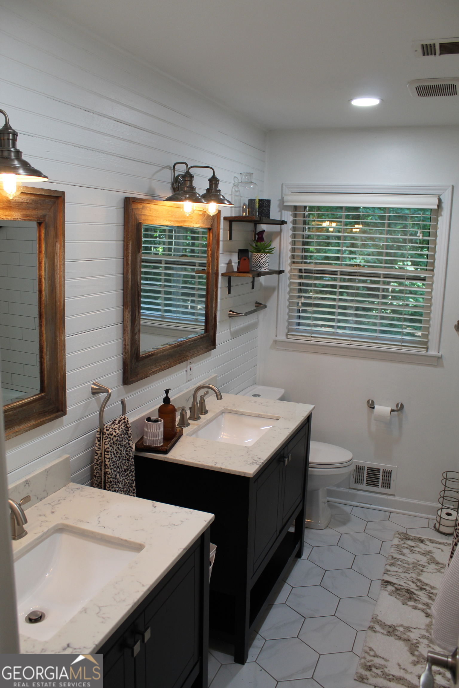 4989 Mountclaire Road Stone Mountain GA 30087
