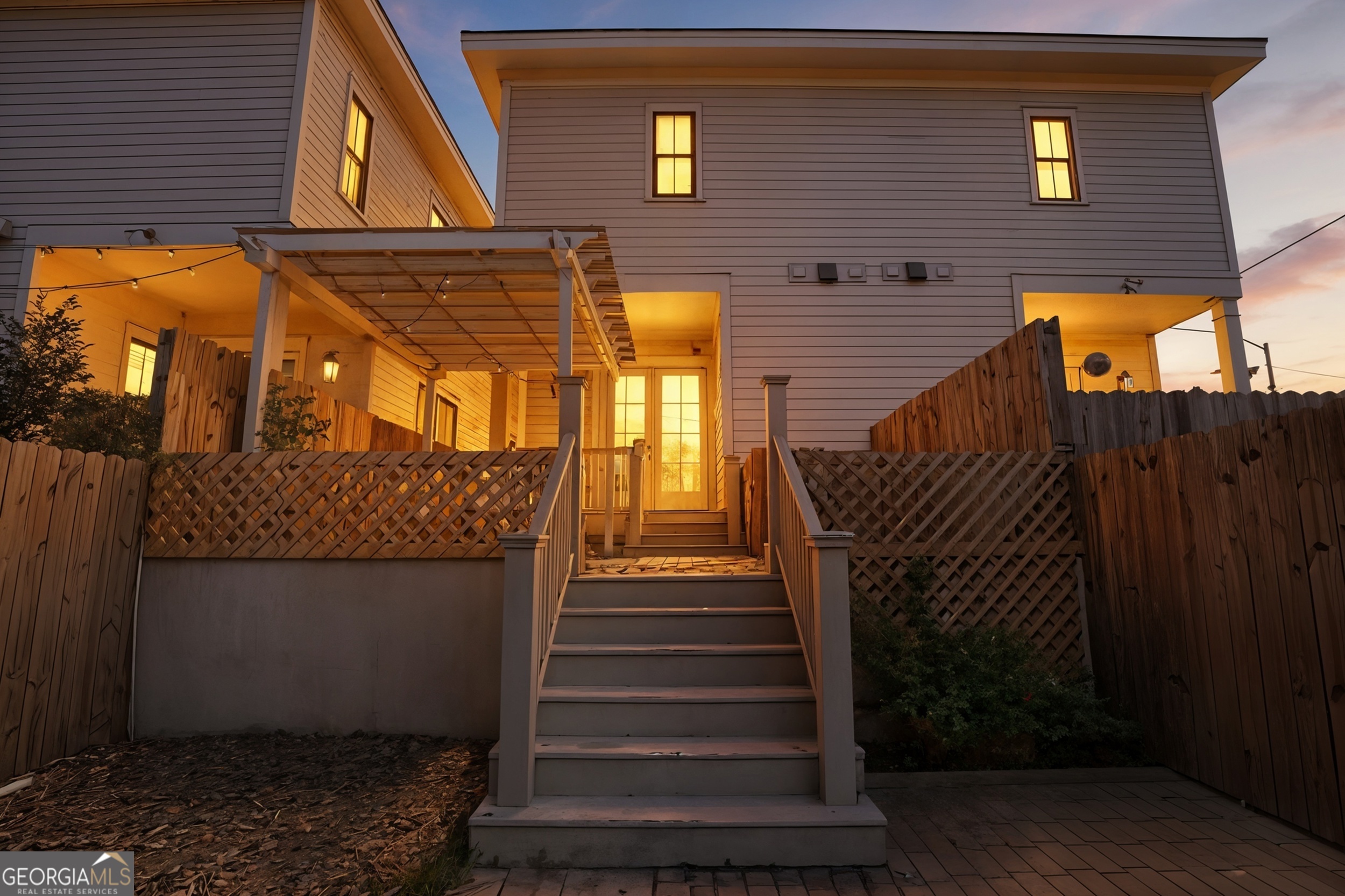 551 E Gwinnett Street Savannah GA 31401