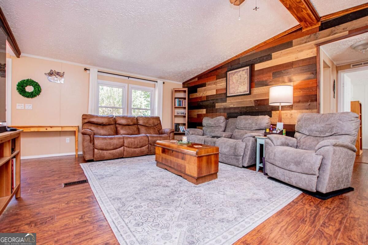 182 N Laurel Trace Carrollton GA 30116
