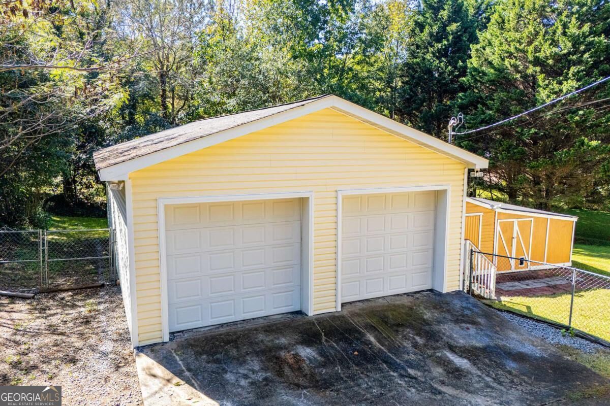 182 N Laurel Trace Carrollton GA 30116