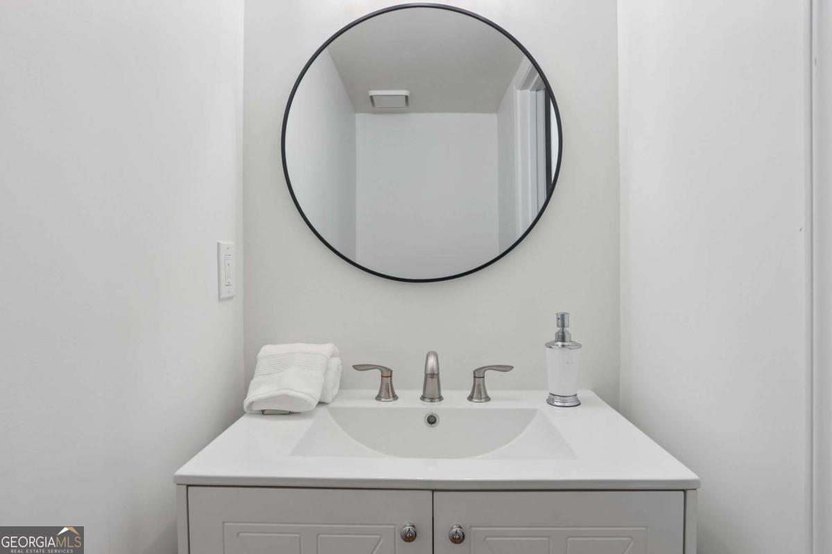 3042 Steeplechase Alpharetta GA 30004