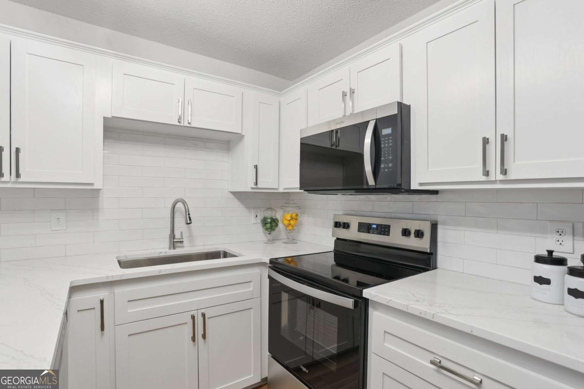 3042 Steeplechase Alpharetta GA 30004