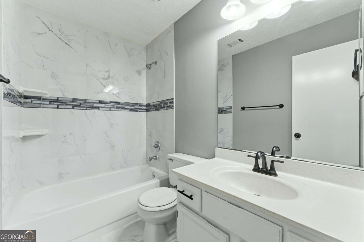 2931 Inverloch Circle Duluth GA 30096