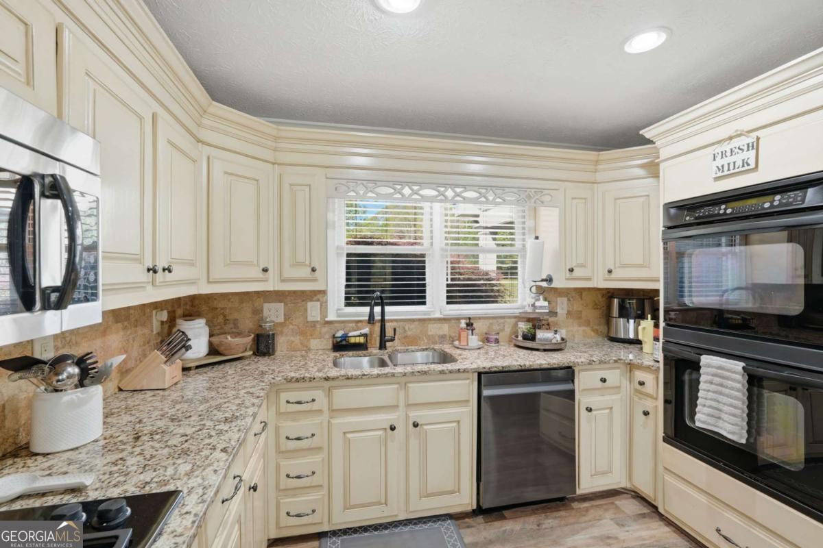 2380 Camp Mitchell Road Grayson GA 30017