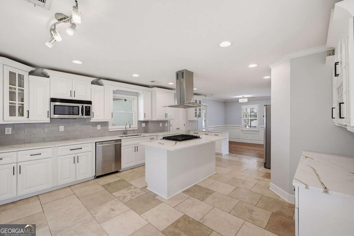 1907 Fairway Circle NE Brookhaven GA 30319