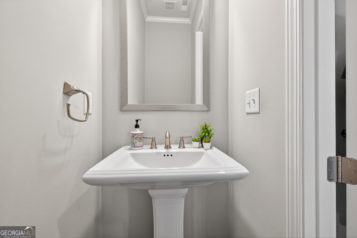 10171 Windalier Way Roswell GA 30076