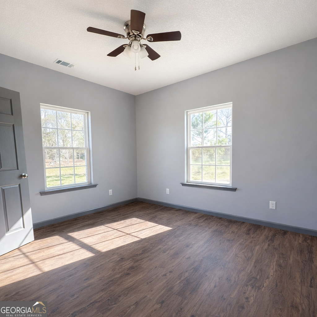 101 Shirley Lane Glennville GA 30427