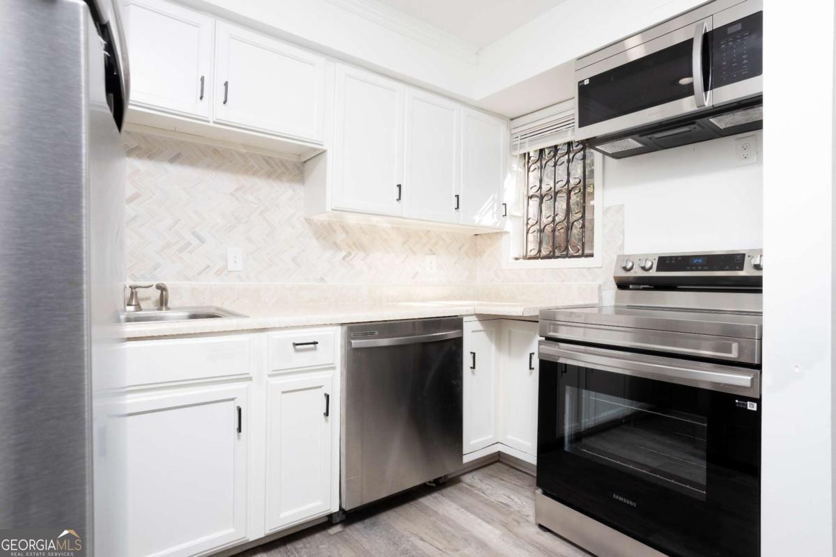 3232 Abbeywood Drive Decatur GA 30034