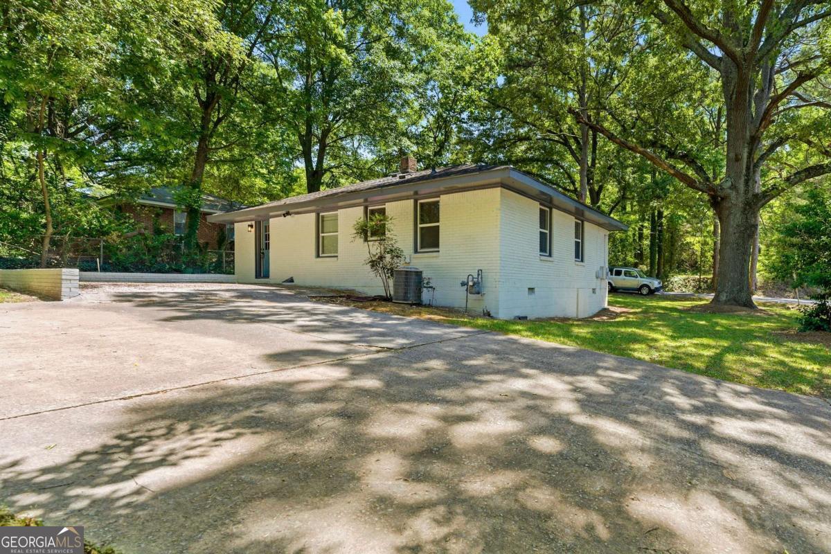 758 Dennis Drive Forest Park GA 30297