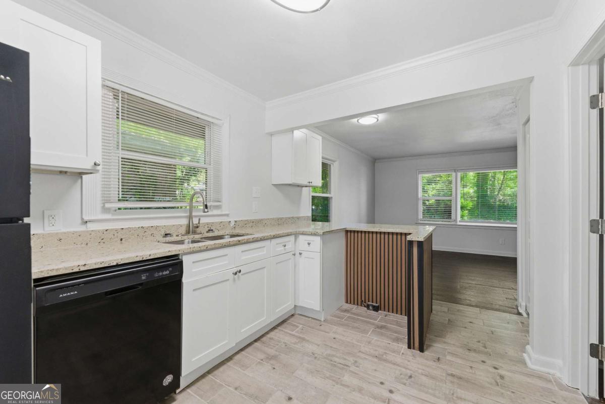 758 Dennis Drive Forest Park GA 30297