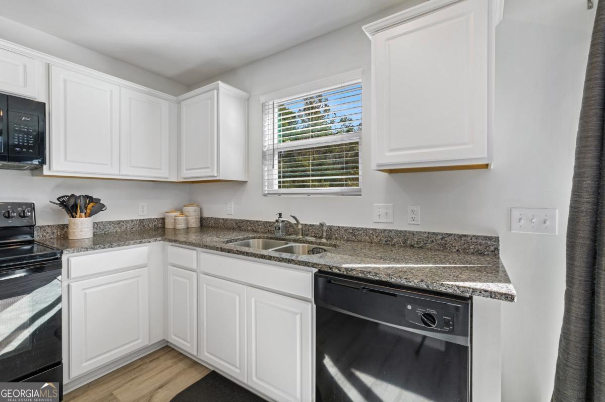 39 Easy Street Guyton GA 31312
