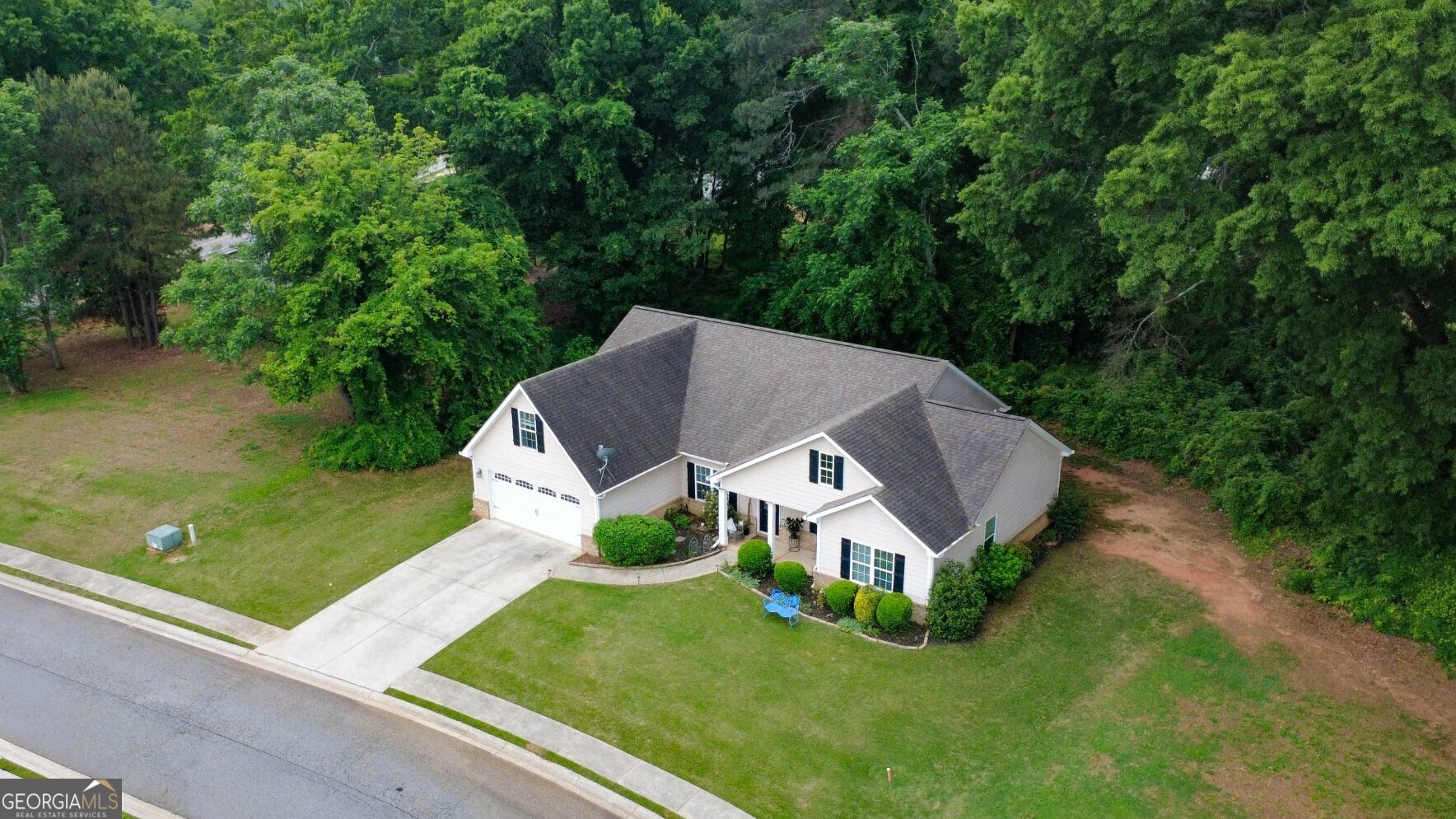 172 Village Pass Statham GA 30666