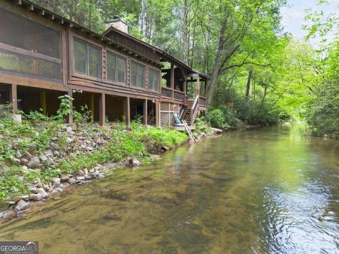 315 Fightingtown Drive Blue Ridge GA 30513