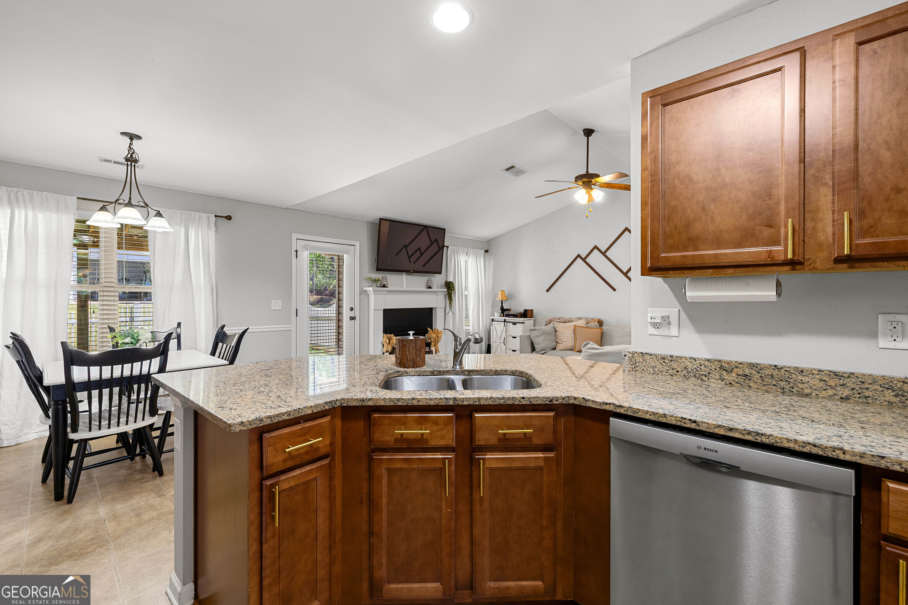 75 Concord Court Senoia GA 30276