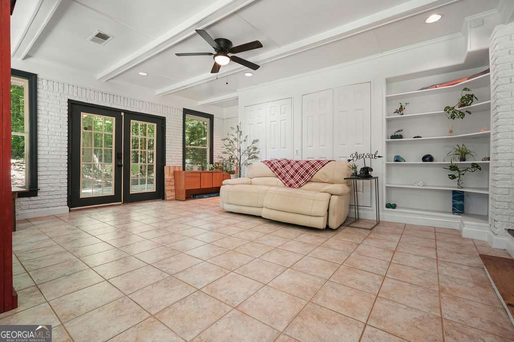 285 Hembredge Drive Canton GA 30115