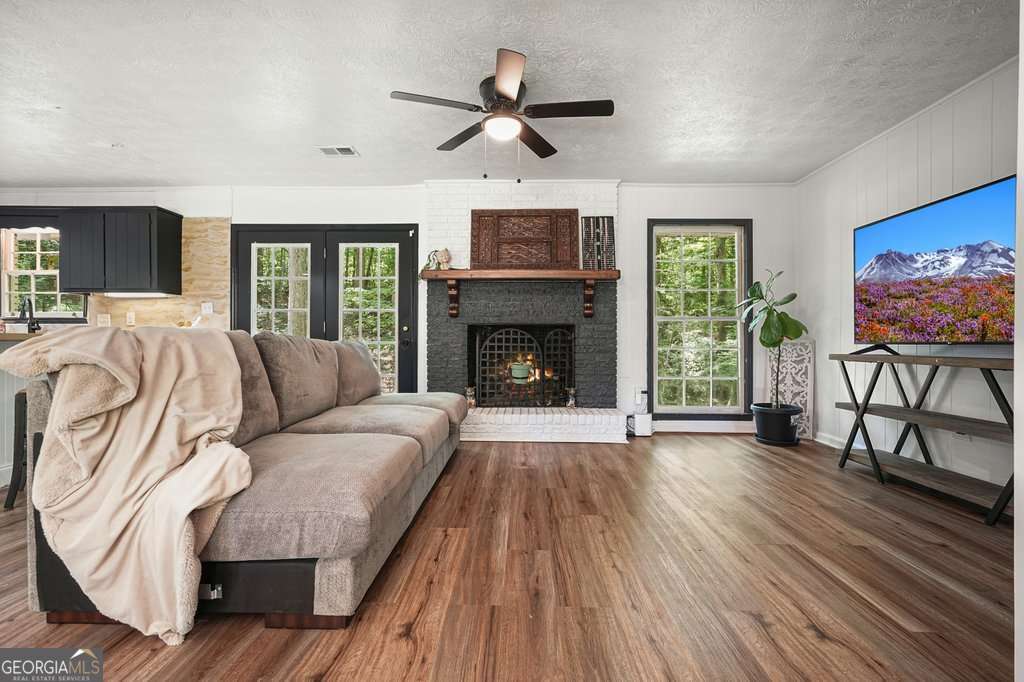 285 Hembredge Drive Canton GA 30115