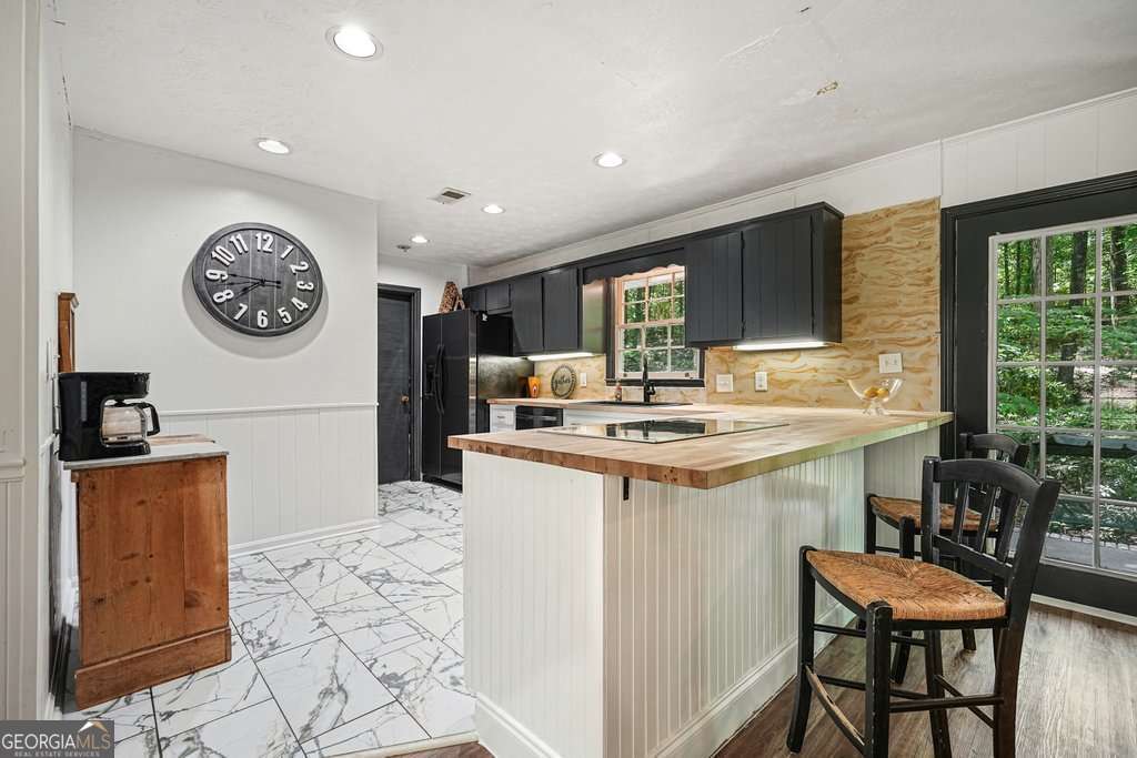 285 Hembredge Drive Canton GA 30115
