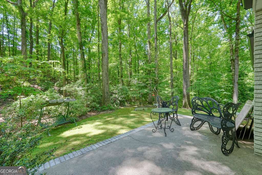 285 Hembredge Drive Canton GA 30115