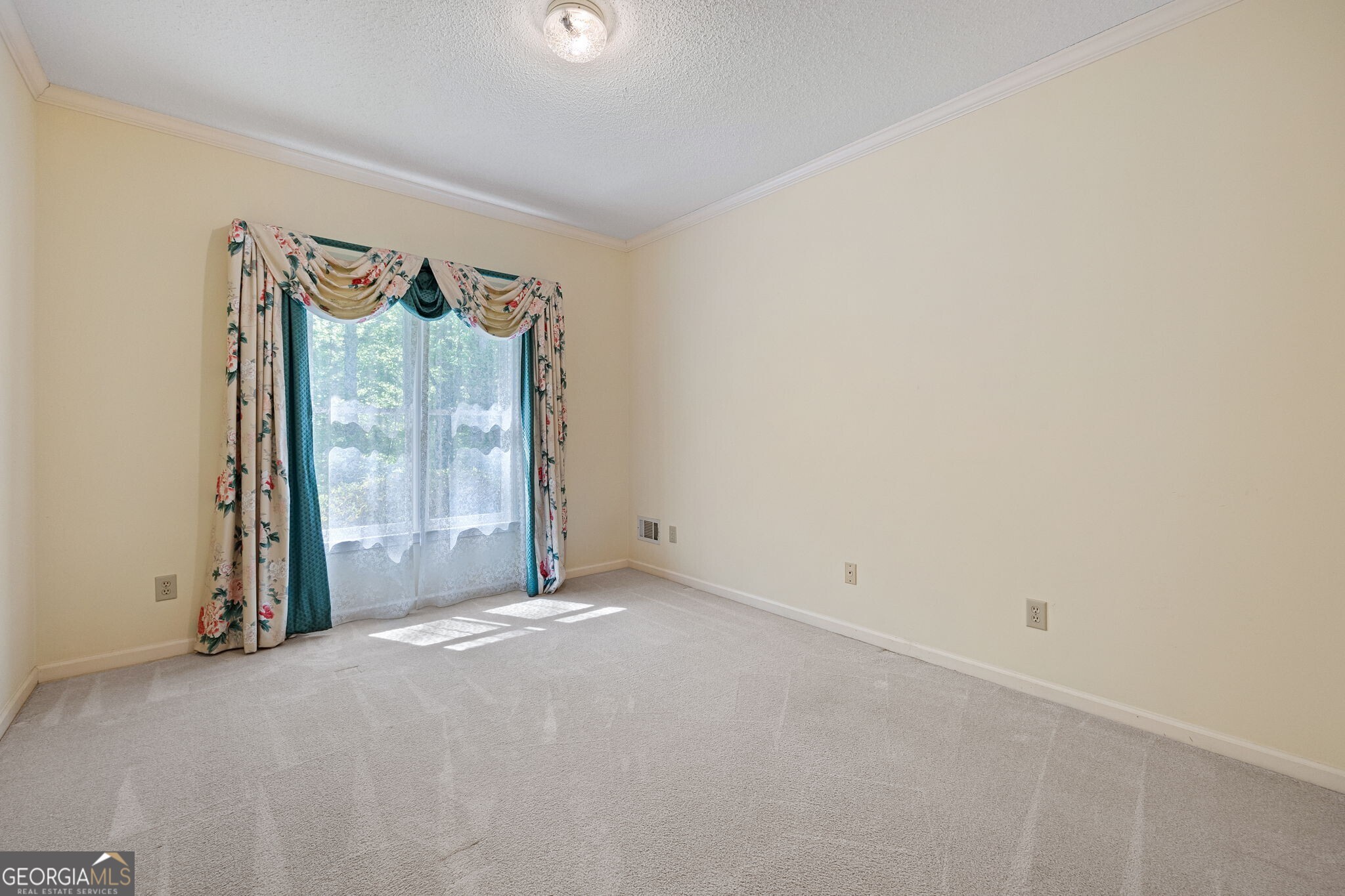 280 Camelot Drive Fayetteville GA 30214