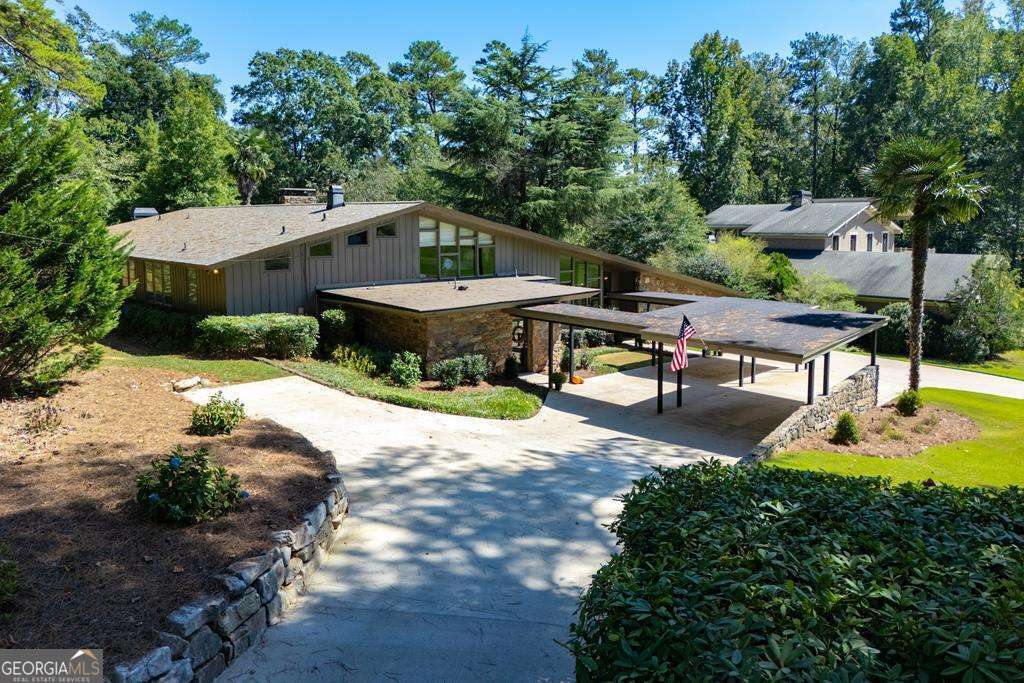 320 East Club Drive Carrollton GA 30117