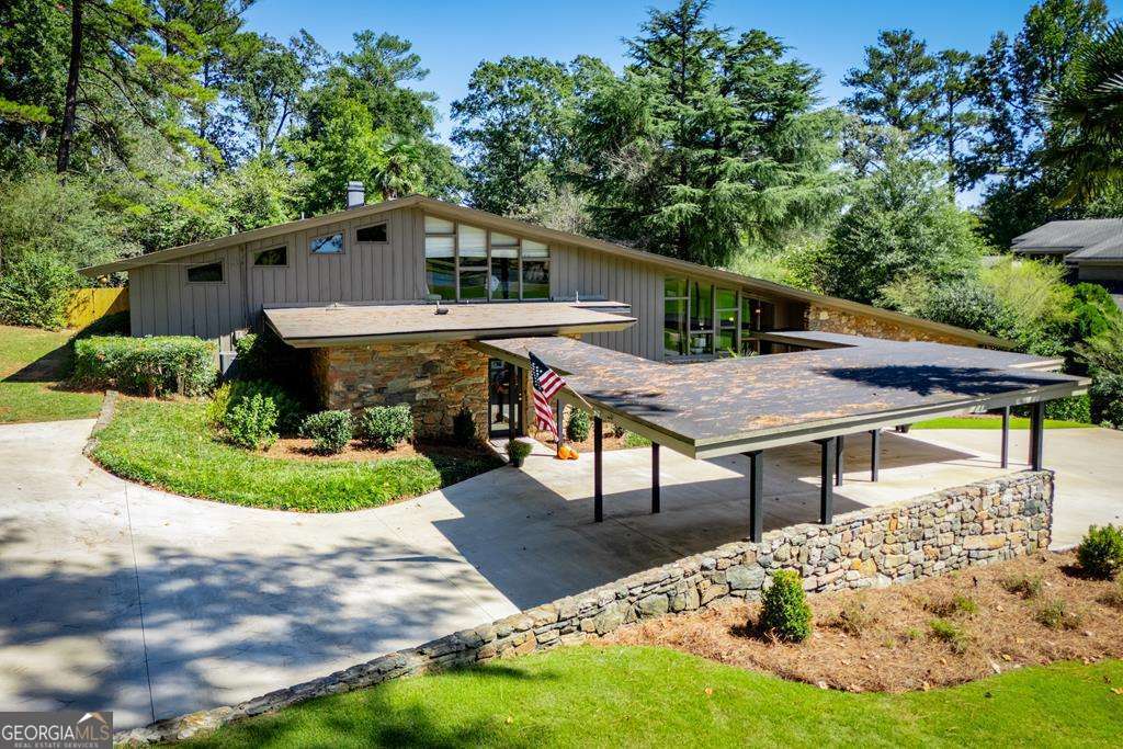 320 East Club Drive Carrollton GA 30117