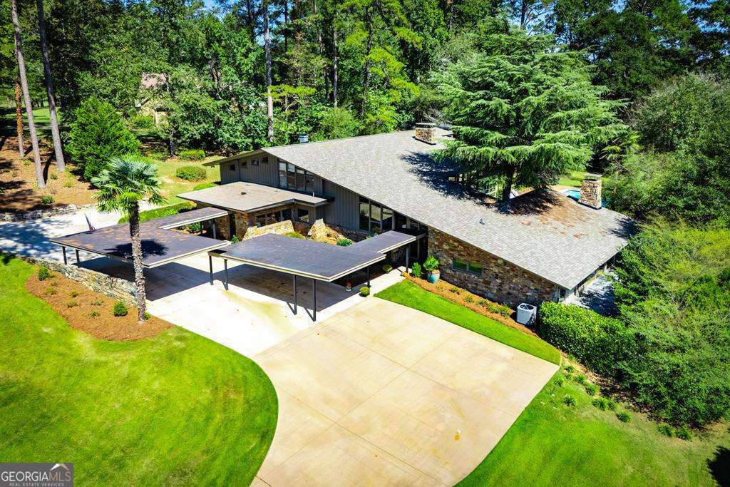 320 East Club Drive Carrollton GA 30117