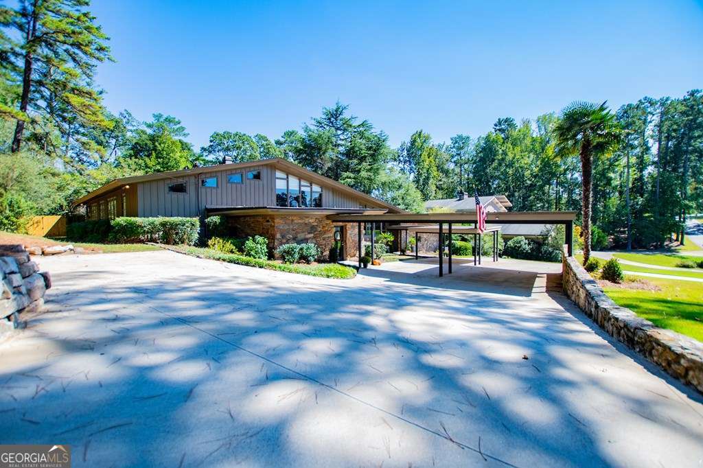 320 East Club Drive Carrollton GA 30117