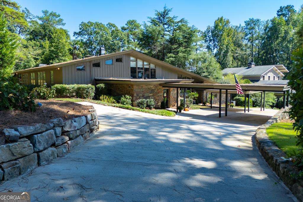 320 East Club Drive Carrollton GA 30117