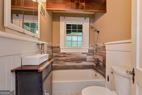 952 Wayside Street NW Cornelia GA 30531