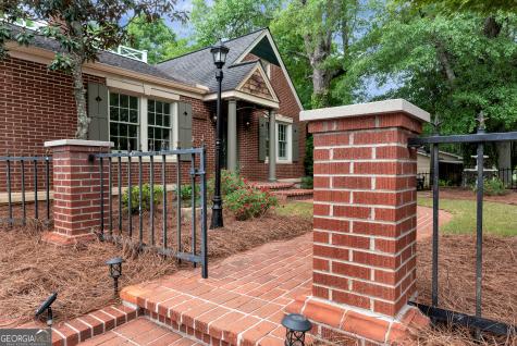 952 Wayside Street NW Cornelia GA 30531