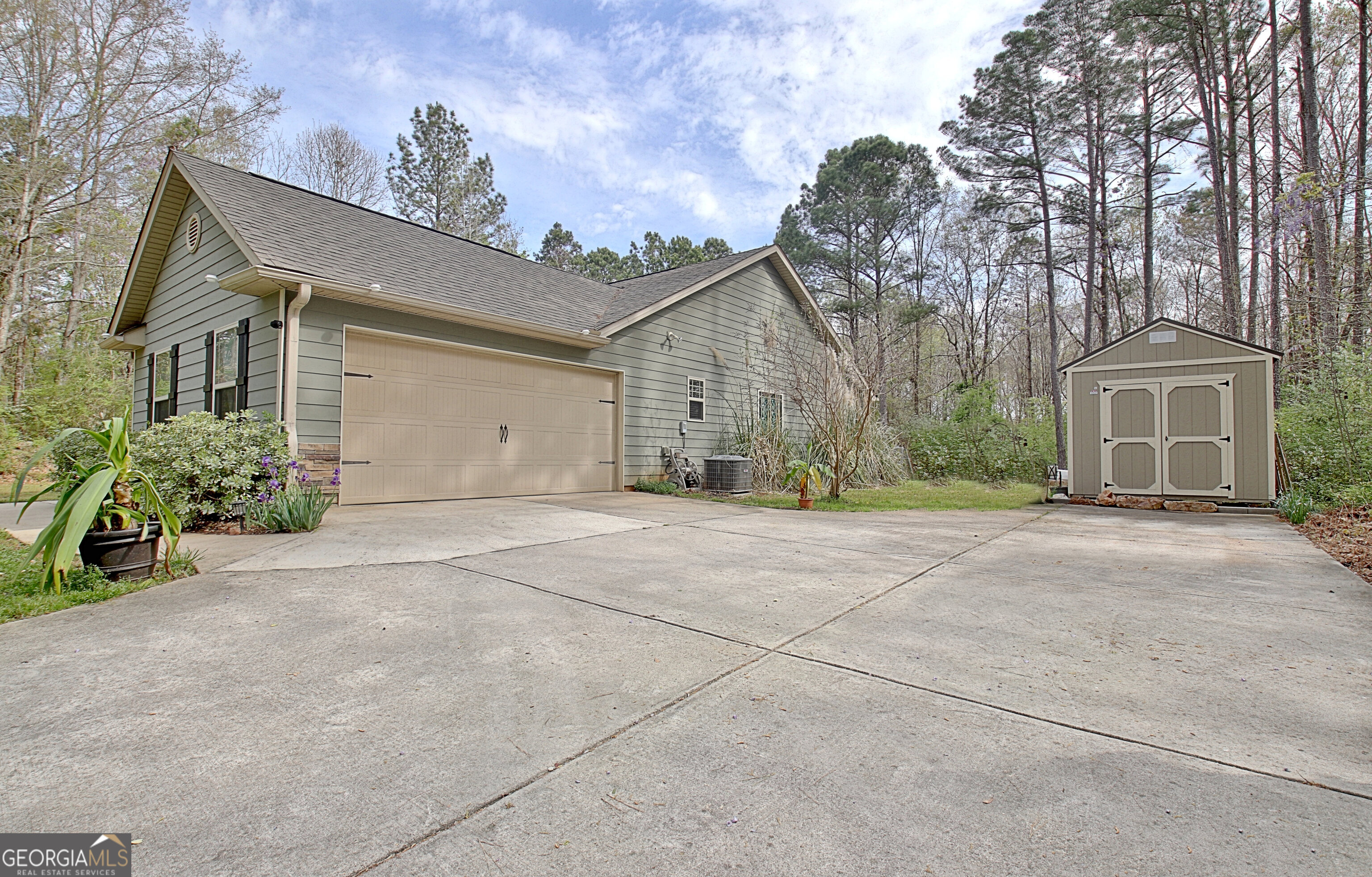96 E Gordon Road Newnan GA 30263