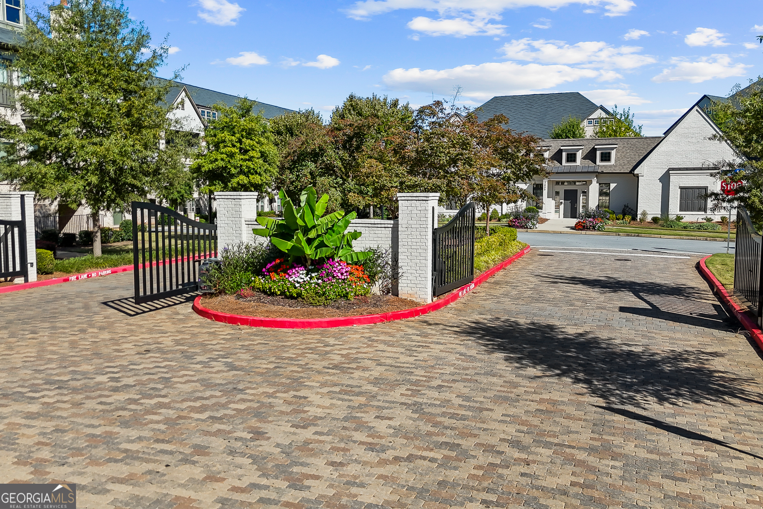 2423 Figaro Drive Atlanta GA 30339