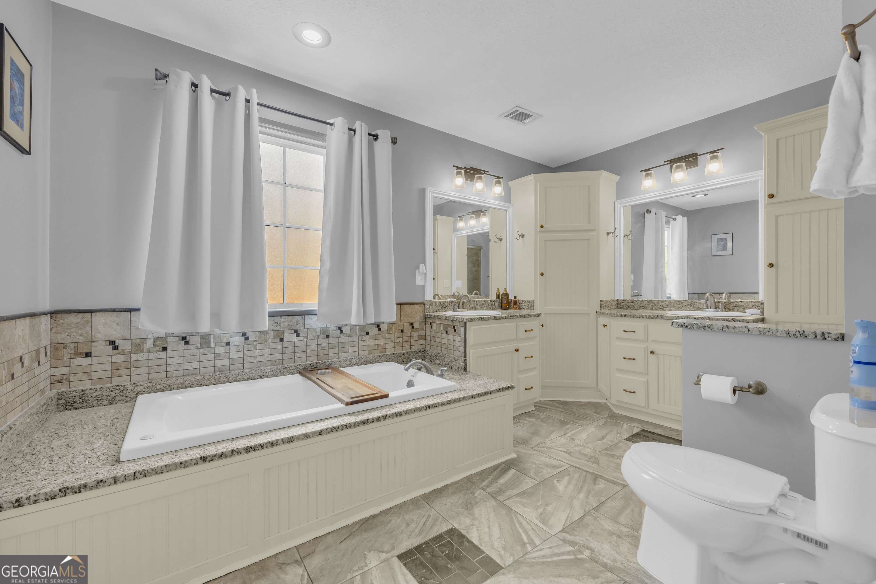 297 Hillandale Drive Hartwell GA 30643