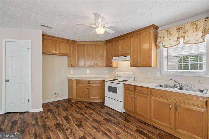 150 Lassiter Drive Covington GA 30016