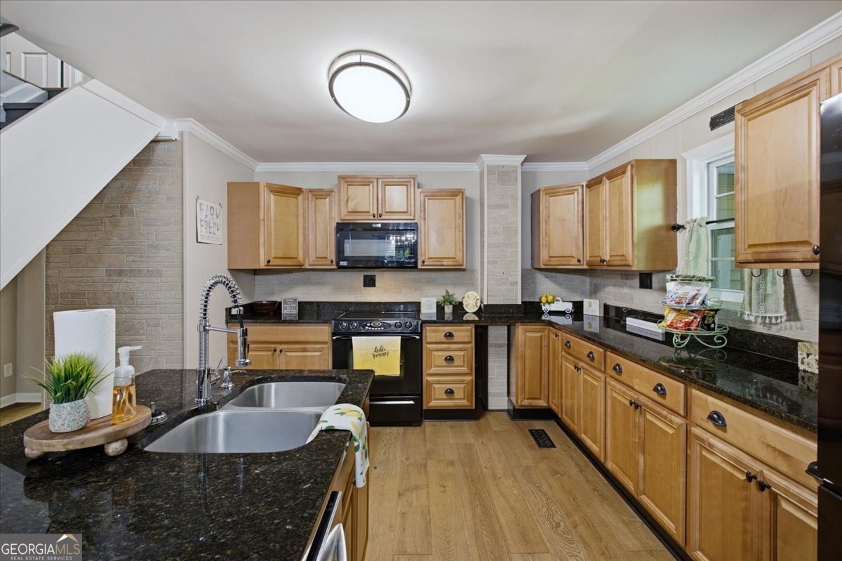 21 River Road Woodland GA 31836