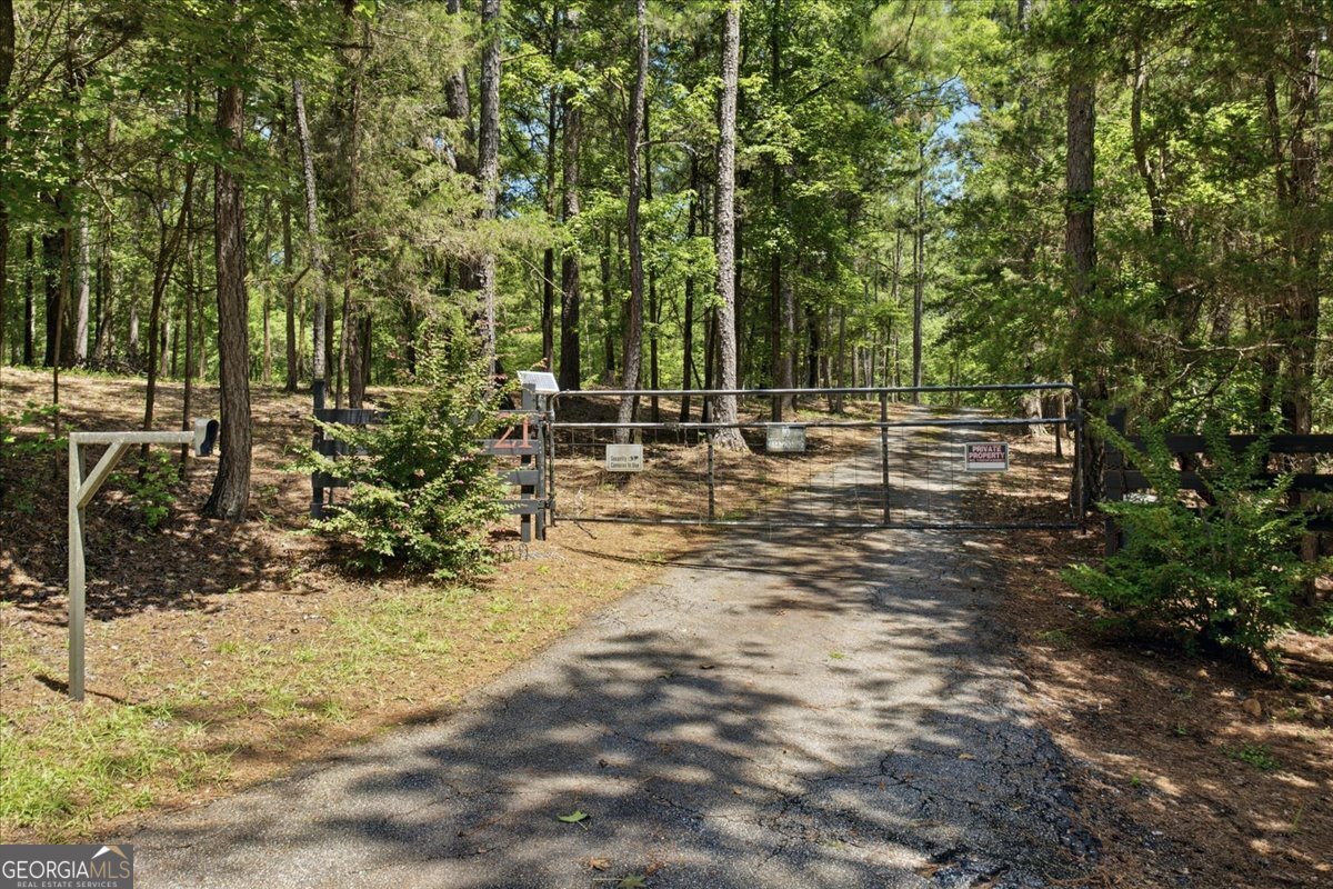 21 River Road Woodland GA 31836