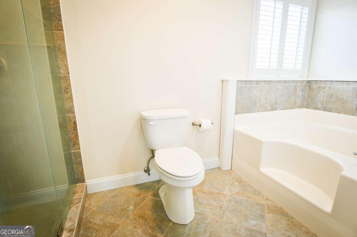 1010 Charles Court Statham GA 30666