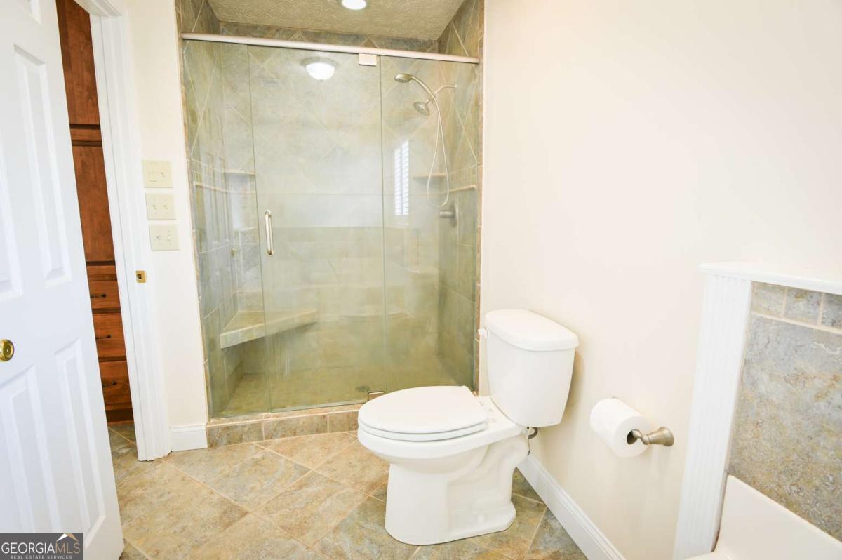 1010 Charles Court Statham GA 30666