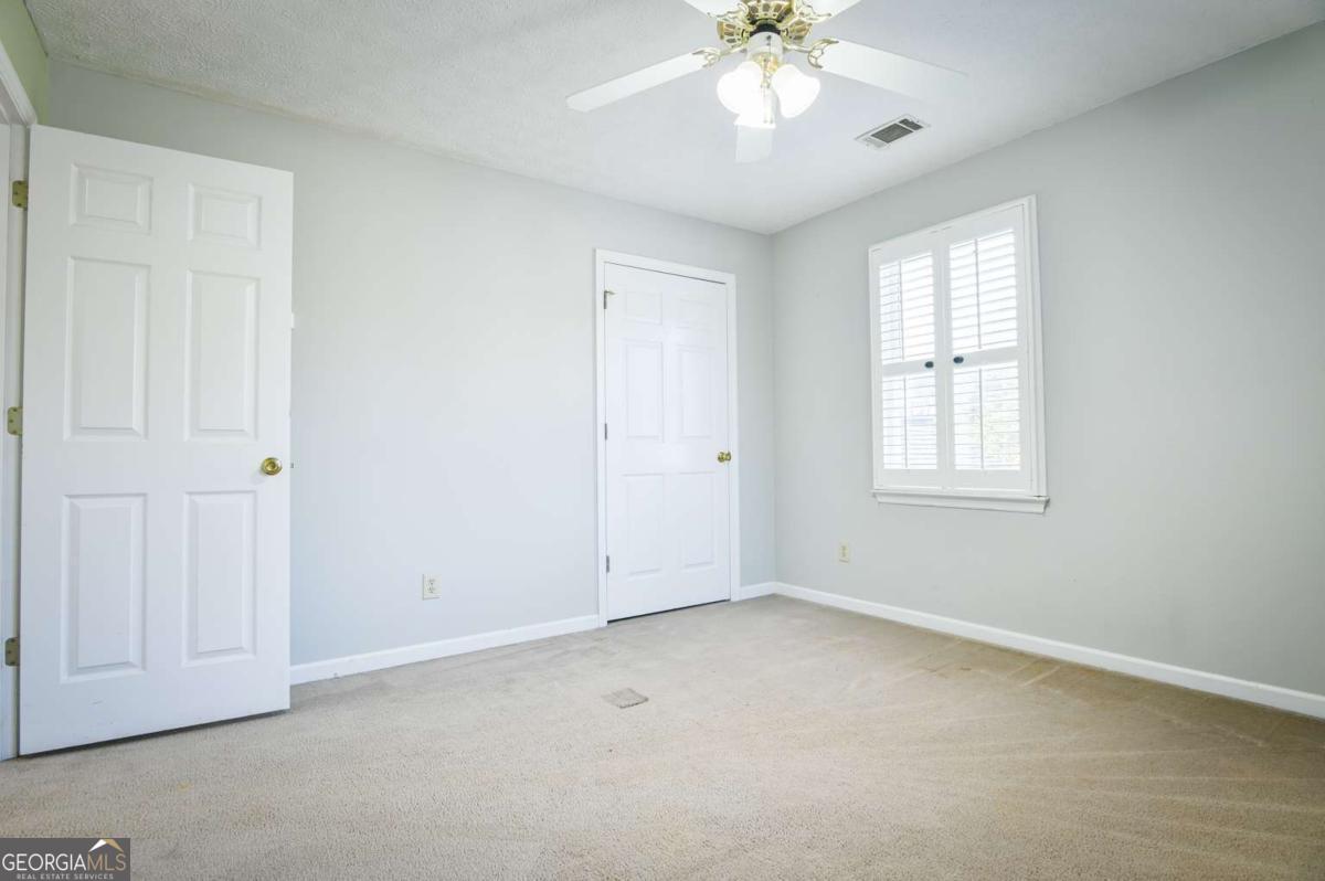 1010 Charles Court Statham GA 30666