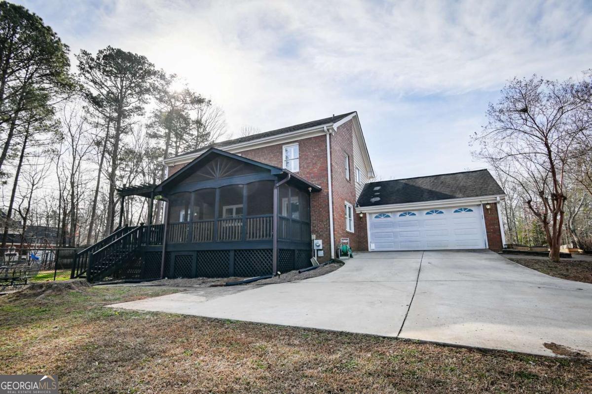 1010 Charles Court Statham GA 30666