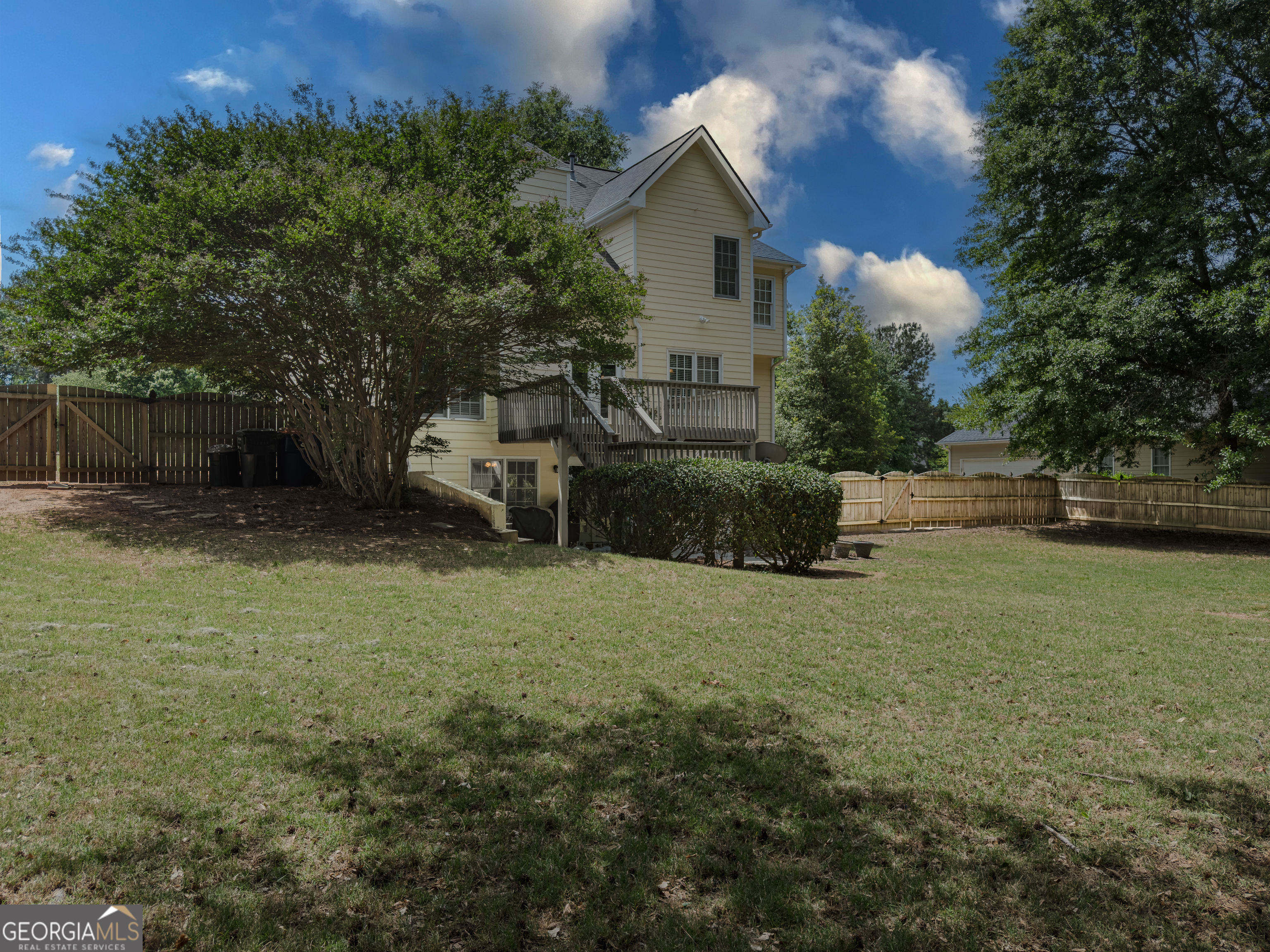 1116 Maple Creek Ridge Loganville GA 30052