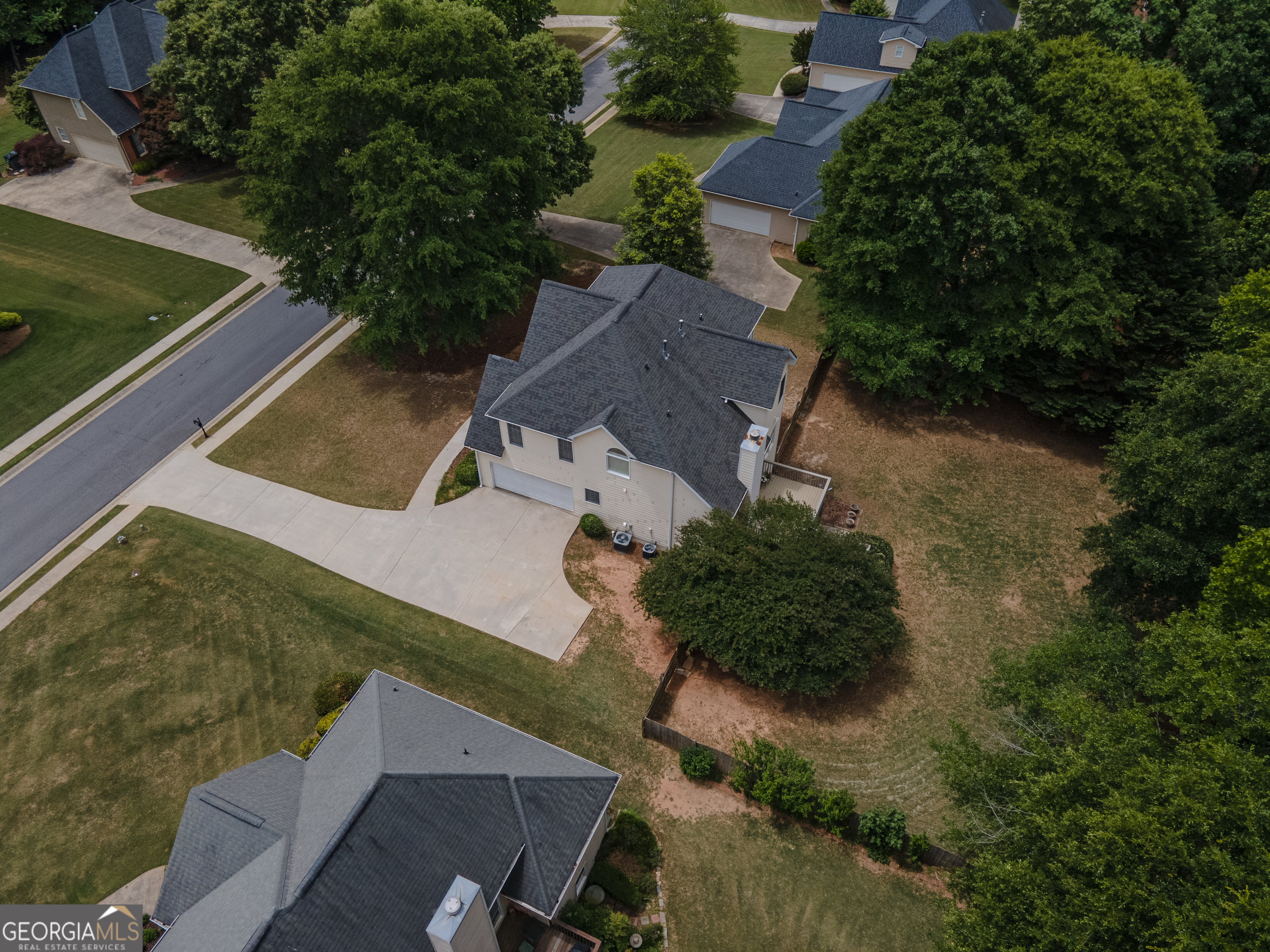 1116 Maple Creek Ridge Loganville GA 30052