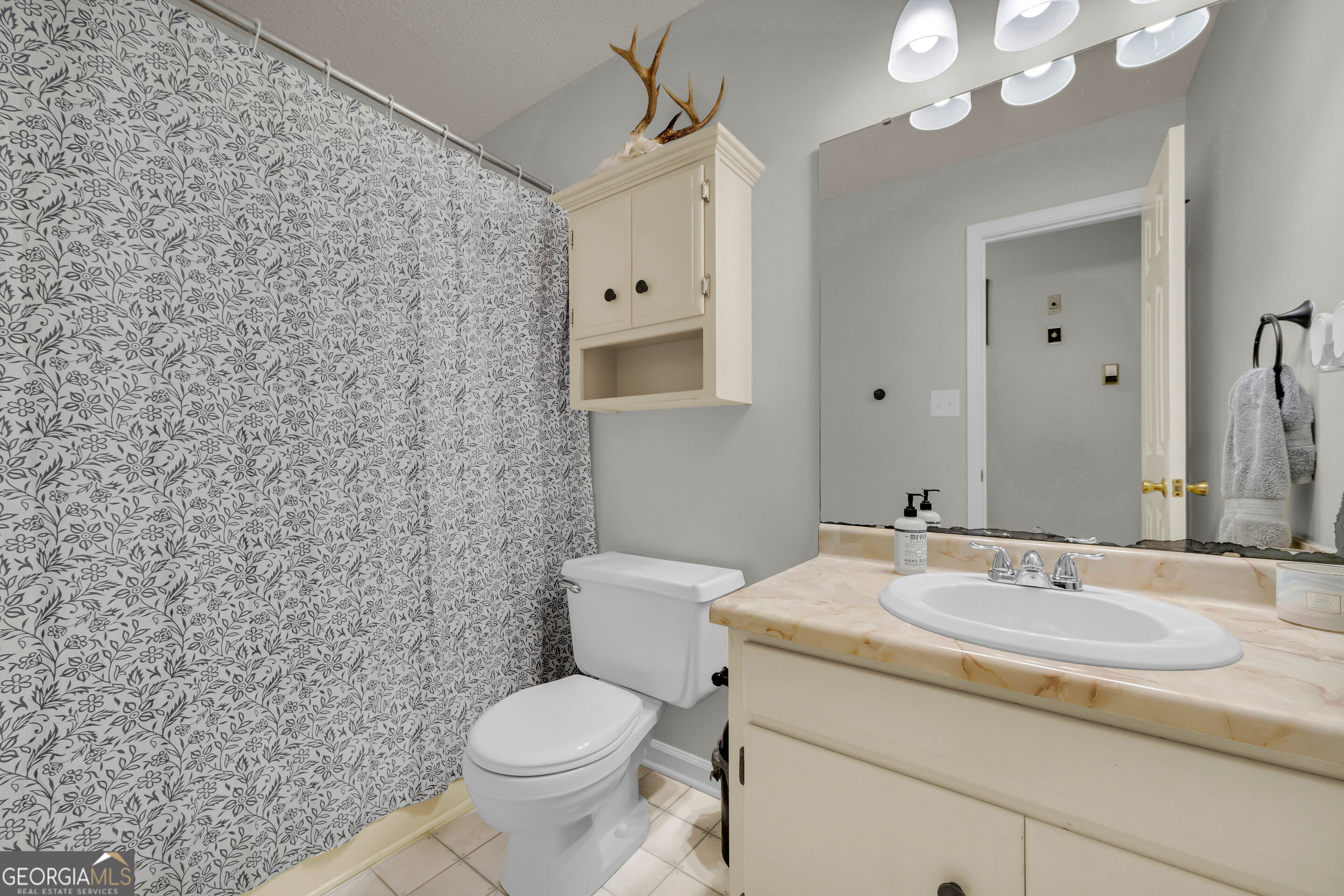 64 White Valley Drive Toccoa GA 30577