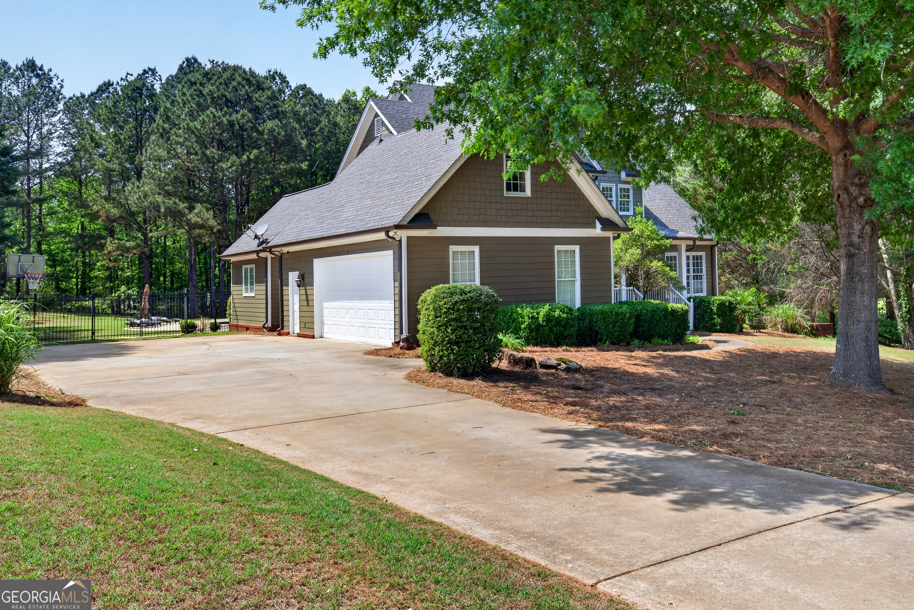 301 Hutchinson Farms Road Griffin GA 30224