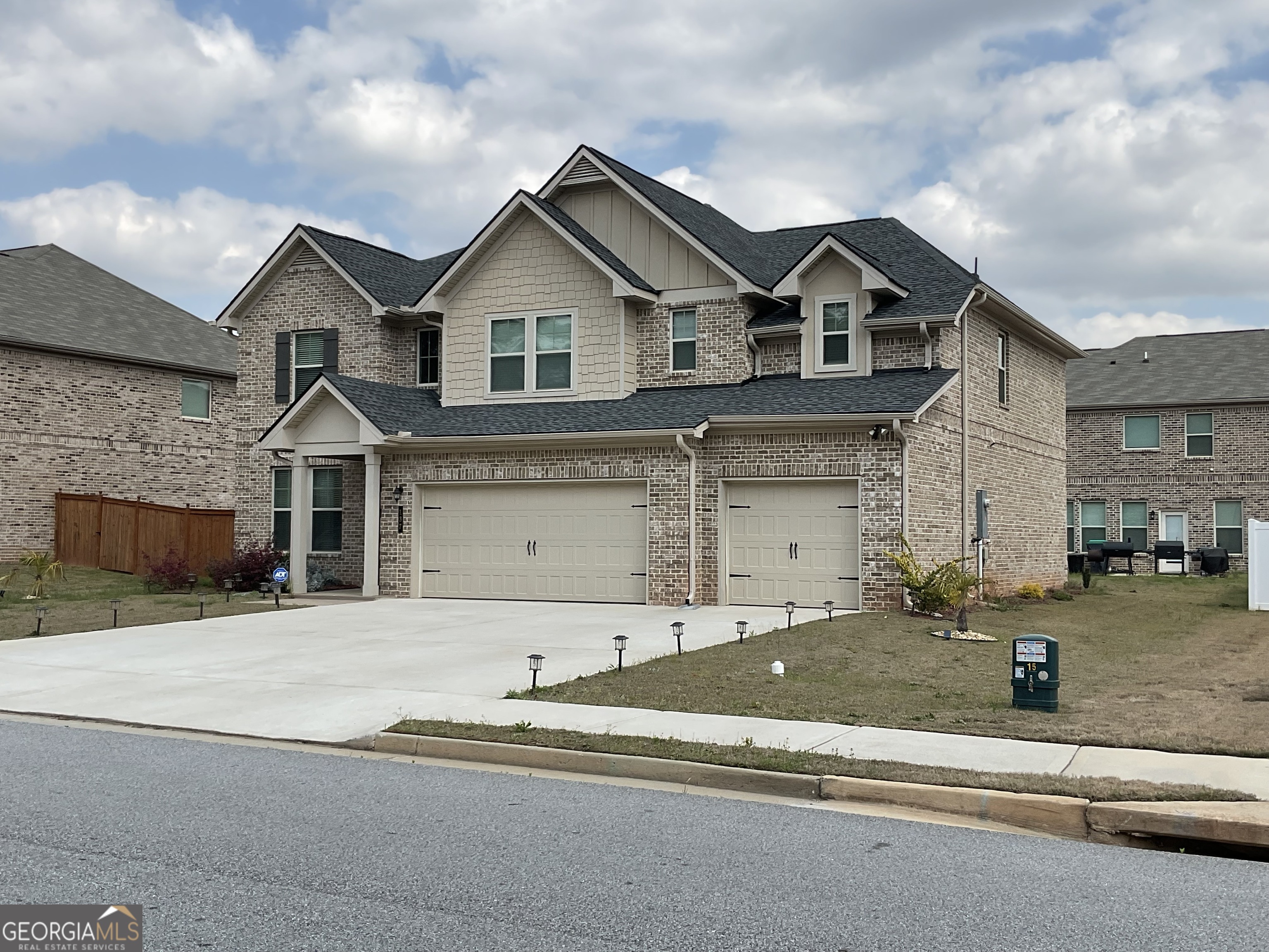 137 Cabin Way Hampton GA 30228